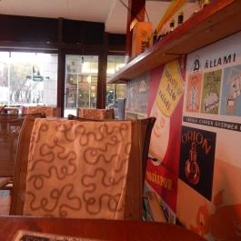 Laza Cafe & Bar - WestEnd City Center, Budapest - Belső