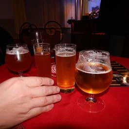 Legenda Sörfőzde Center, Budapest - Étel/ital