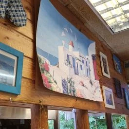 Leonidas Gyros, Budapest - Belső