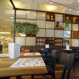 Leroy Café - Aréna Plaza Budapest - Belső