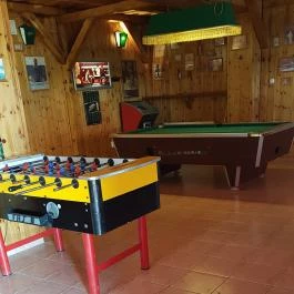 Lesz Vigasz Pub, Söréd - Belső