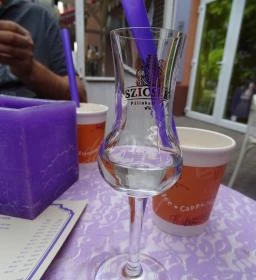 Levendula Kézműves Fagylaltozó