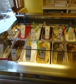 Levendula Kézműves Fagylaltozó