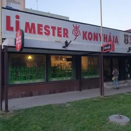 Li Mester Konyhája Komárom - Külső kép
