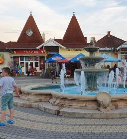 LIDO Kávézó & Borbár