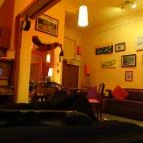 Lilaköd Könyveskávézó Budapest - Belső