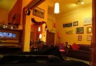 Lilaköd Könyveskávézó Budapest