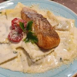 Liliomfi Étterem Szolnok - Étel/ital