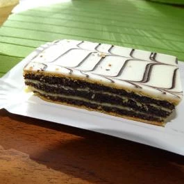 Lipóti Pékség & Kávézó - Bartók Béla út, Budapest - Étel/ital