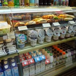 Lipóti Pékség & Kávézó - Arena Mall Budapest - Belső