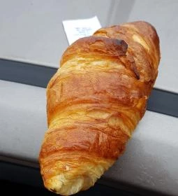 Lipóti Pékség & Kávézó