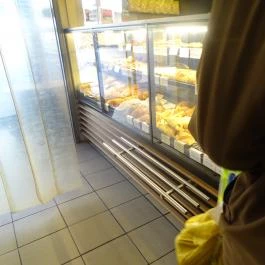 Lipóti Pékség & Kávézó - Blaha Lujza tér, Budapest - Belső