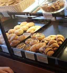 Lipóti Pékség & Kávézó