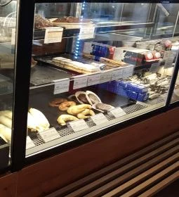 Lipóti Pékség & Kávézó