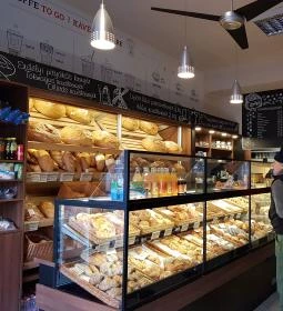 Lipóti Pékség & Kávézó