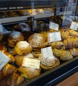 Lipóti Pékség & Kávézó - Nagy Lajos király útja