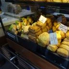 Lipóti Pékség & Kávézó - Nagy Lajos király útja Budapest - Étel/ital