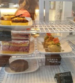 Liza Kuckó és Kávézó