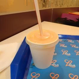 Louis Gyorsétterem & Burger Bar - Budagyöngye Bevásárlóközpont, Budapest - Étel/ital