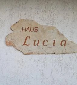 Lucia Haus