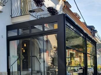 Lujza & Koriander Vác