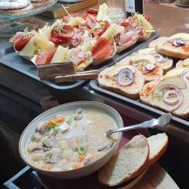 Lusta Páva Borbár és Pince Monor - Egyéb