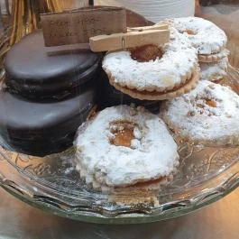 Lusta Páva Borbár és Pince Monor - Egyéb