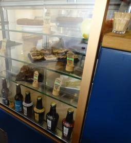 LYR Speciality Coffee & Food 100% Vegan