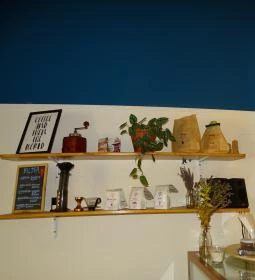 LYR Speciality Coffee & Food 100% Vegan