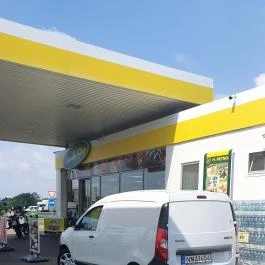M. Petrol Jumbo Shop Petőfiszállás - Külső kép