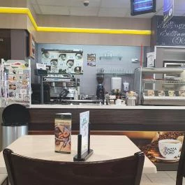 M. Petrol Jumbo Shop, Petőfiszállás - Belső