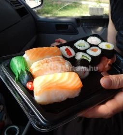 Madárfészek Gyorsétterem & Kávézó