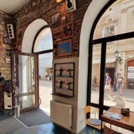 Made in Pécs Café, Pécs - Belső