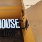 Madhouse Budapest - Külső kép