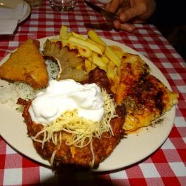 Magyaros Étterem, Vecsés - Étel/ital