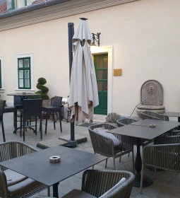 Maison Bistro - Maison Bistro & Hotel étterme