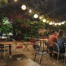 Majomhoz, Budapest - Egyéb