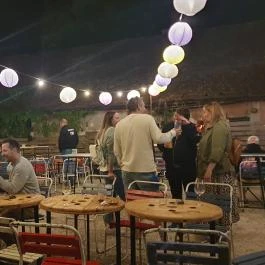 Majomhoz, Budapest - Egyéb