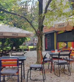 Maláta Kézműves Sör- & Grillkert