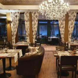 Mandula Étterem & Borbár Villány - Egyéb