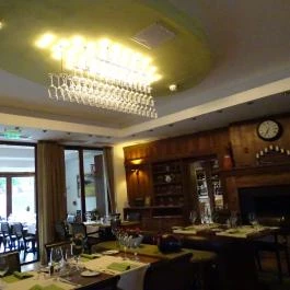 Mandula Étterem & Borbár Villány - Belső