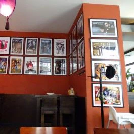 Manga Cowboy, Budapest - Belső