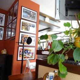 Manga Cowboy, Budapest - Belső