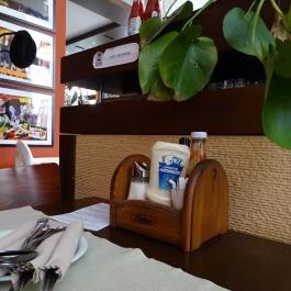 Manga Cowboy, Budapest - Belső