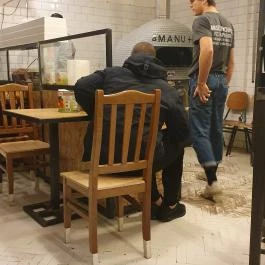 Manu+, Budapest - Belső