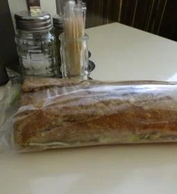 Marie Kristensen Sandwich Bár