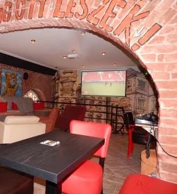 Maszek - Az utcabár