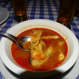 Matróz Dunaparti Kisvendéglő, Győr - Étel/ital