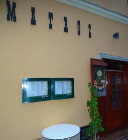 Matróz Dunaparti Kisvendéglő