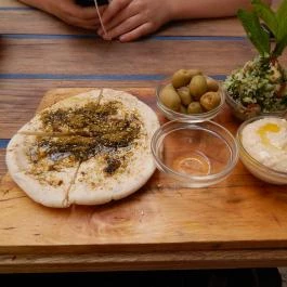 Mazel Tov, Budapest - Étel/ital